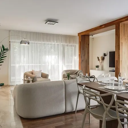 Vila Luxury Hills Pool,spa,grill,bar, & Parking Praha